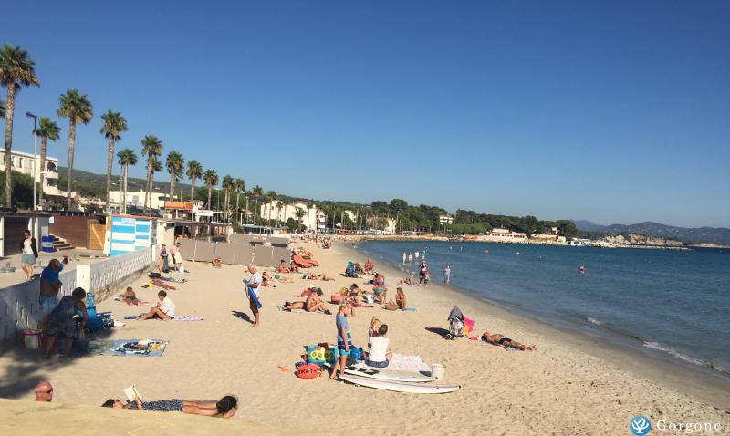 Photo n°10 de :T2 l'enclos de la plage LA CIOTAT